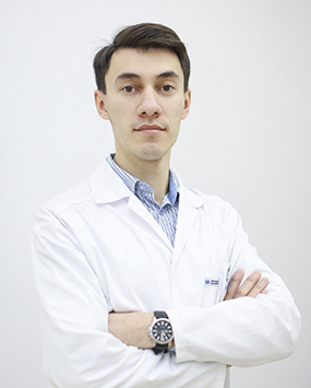 врач